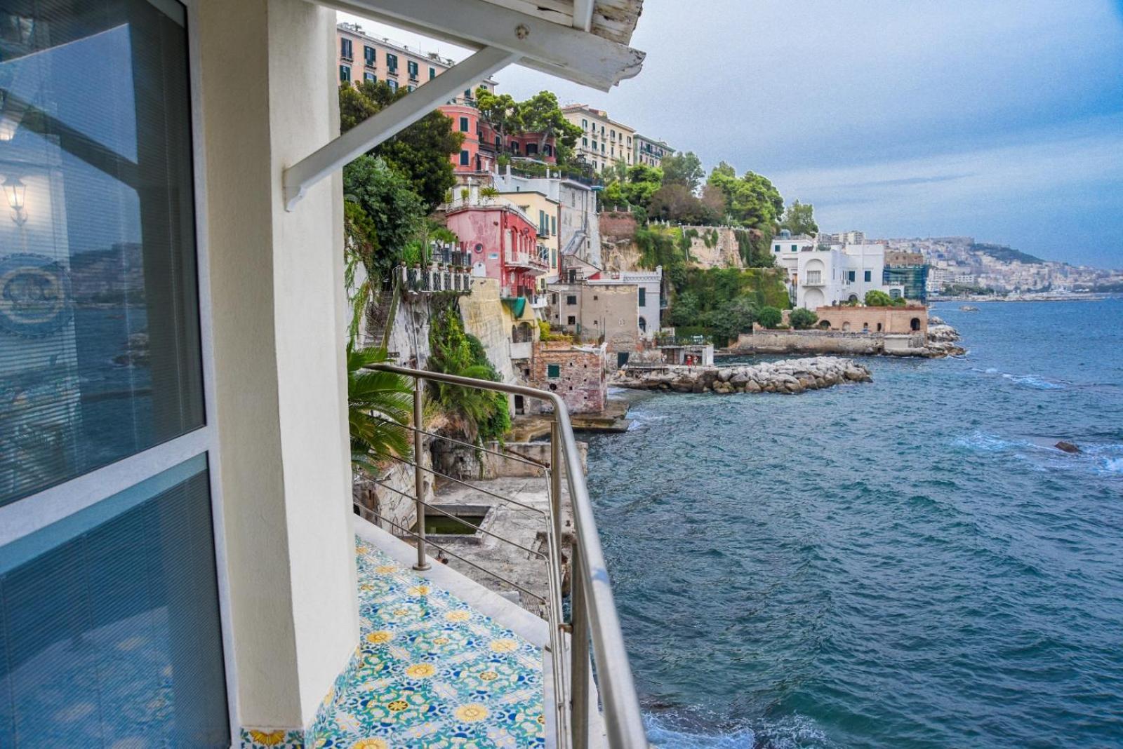 La Casa Sul Mare Leilighet Napoli Eksteriør bilde