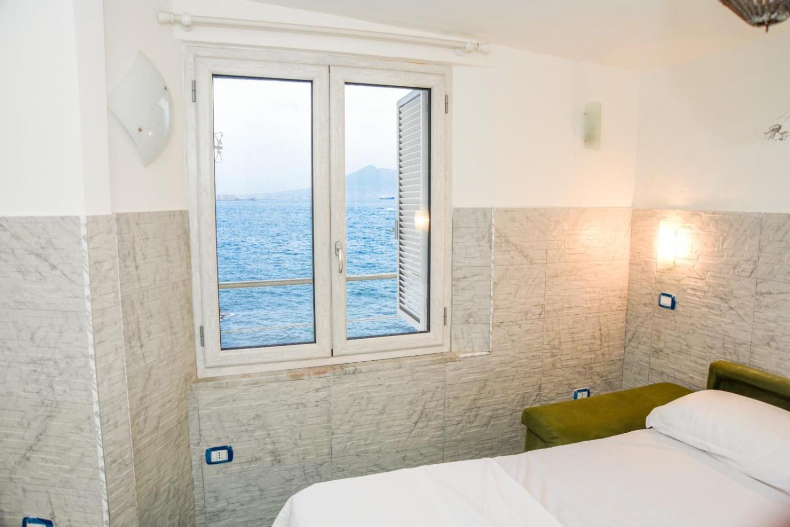 La Casa Sul Mare Leilighet Napoli Eksteriør bilde