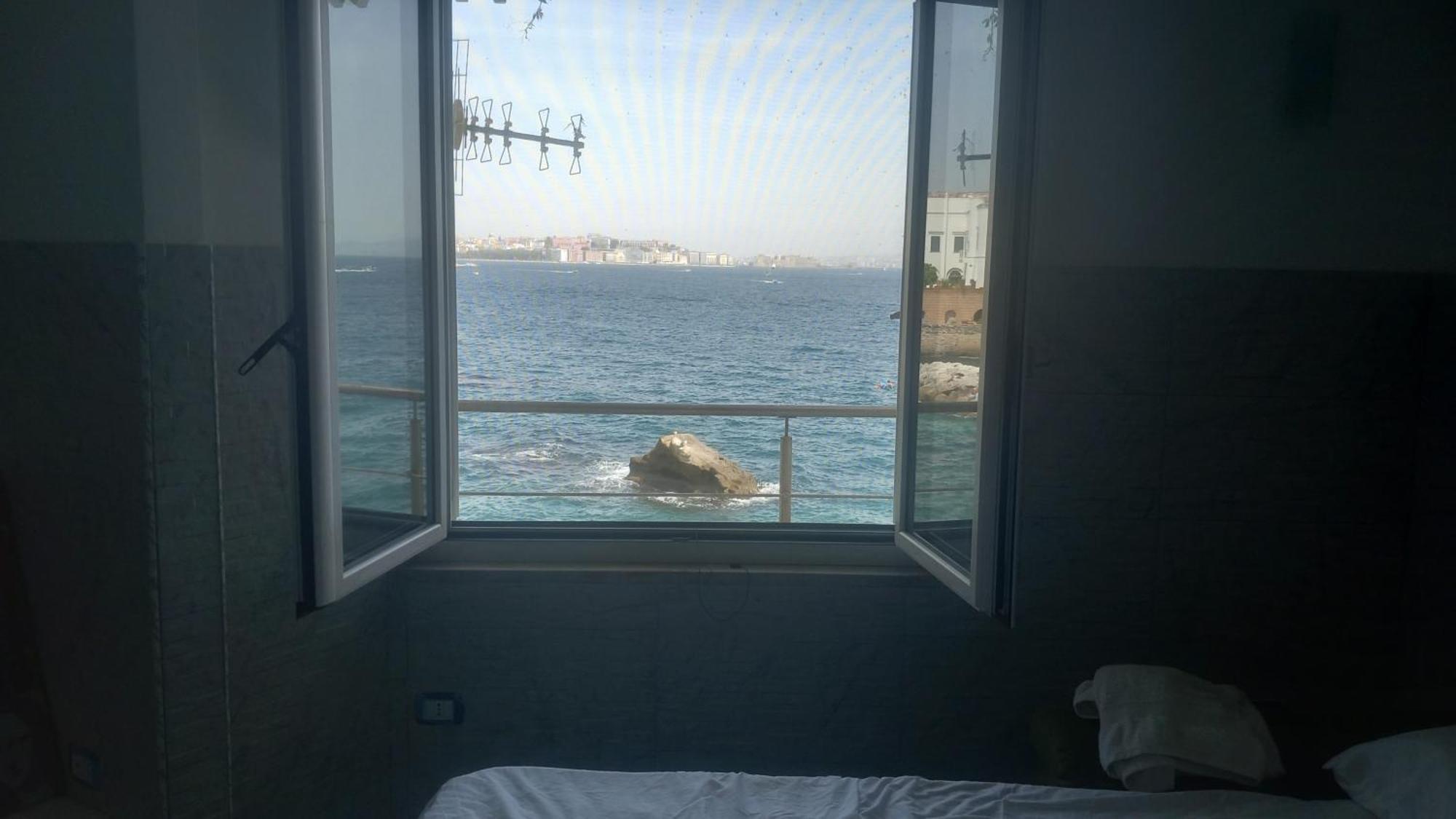 La Casa Sul Mare Leilighet Napoli Eksteriør bilde